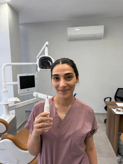 جهاز T6 الذكي لتنظيف الأسنان بالموجات فوق الصوتية 🦷✨